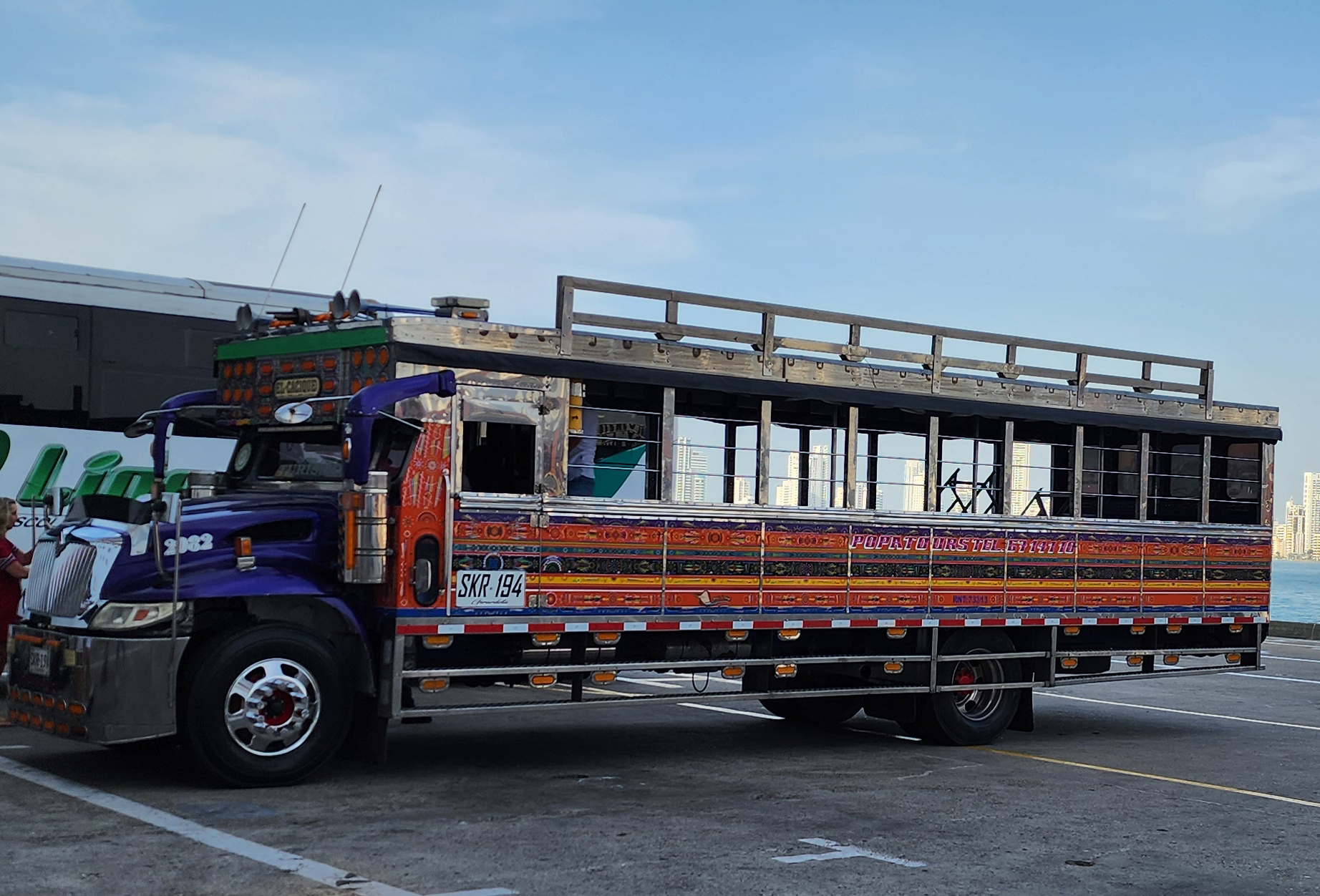 fiesta_bus